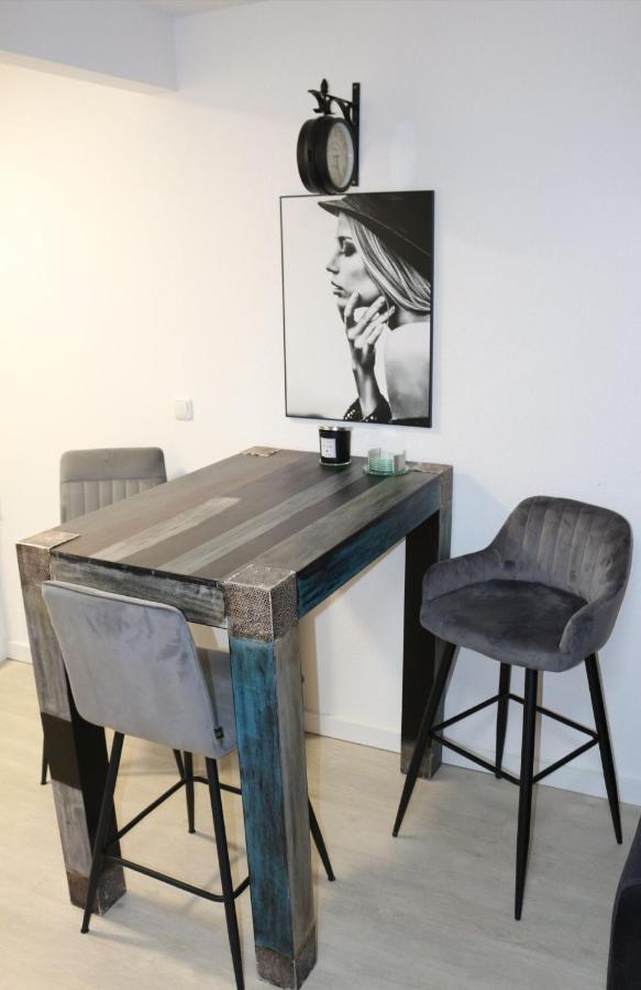 Relax - Messe Contactless Check In Appartement